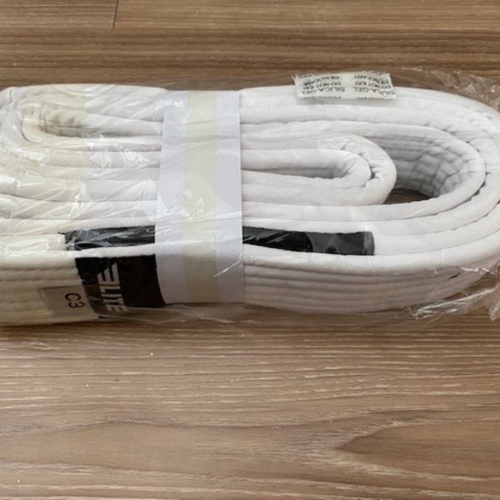 ELITE MARTIAL ARTS BRAND NEW WHITE UNISEX BELT